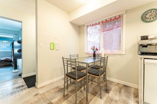 332 Deer Run Crescent Se, Calgary, AB 