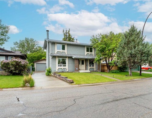332 Deer Run Crescent Se, Calgary, AB 