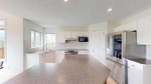 11 Chapala Way Se, Calgary, AB 
