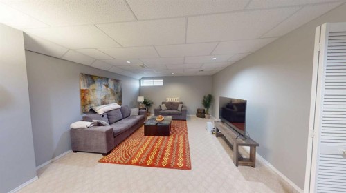 11 Chapala Way Se, Calgary, AB 