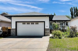 95 Cambridge Glen Drive Strathmore, AB T1P 1W1