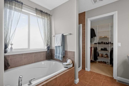 90 Sage Hill Way Nw, Calgary, AB - Indoor Photo Showing Bathroom