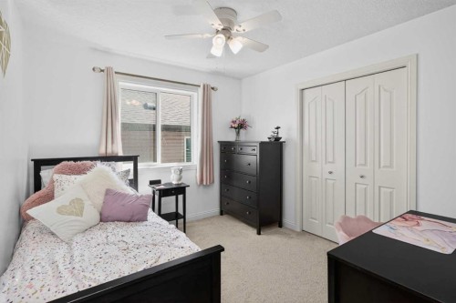 90 Sage Hill Way Nw, Calgary, AB - Indoor Photo Showing Bedroom