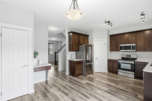 2120 21 Avenue, Didsbury, AB 