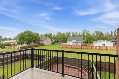 2120 21 Avenue, Didsbury, AB 