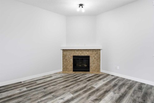 2120 21 Avenue, Didsbury, AB 