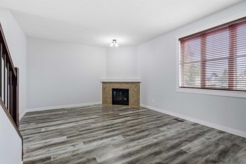 2120 21 Avenue, Didsbury, AB 