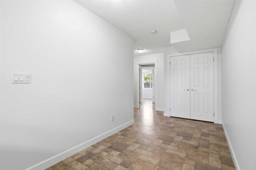2120 21 Avenue, Didsbury, AB 