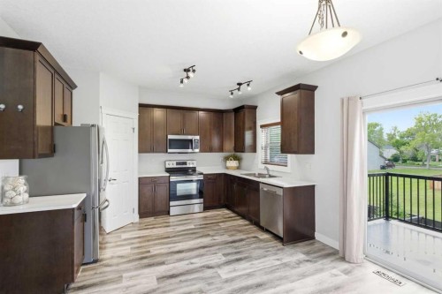 2120 21 Avenue, Didsbury, AB 