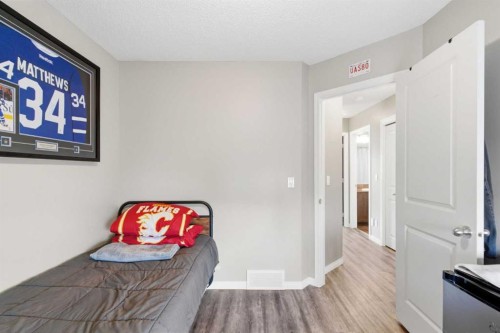 138 Drake Landing Loop, Okotoks, AB 