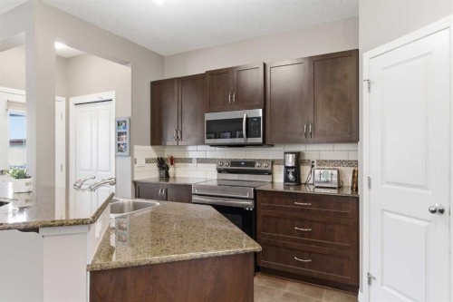 138 Drake Landing Loop, Okotoks, AB 