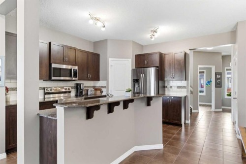 138 Drake Landing Loop, Okotoks, AB 