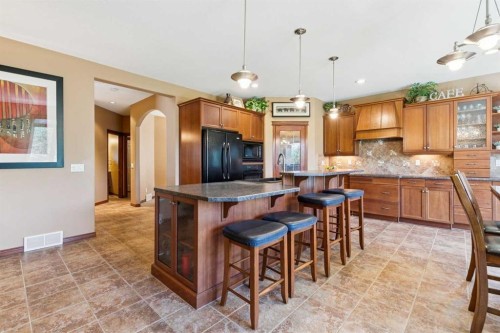 37 Tanner Close Se, Airdrie, AB 