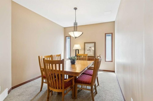 37 Tanner Close Se, Airdrie, AB 