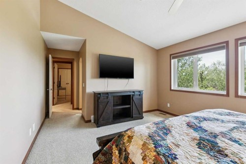 37 Tanner Close Se, Airdrie, AB 