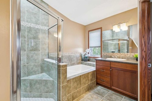 37 Tanner Close Se, Airdrie, AB 
