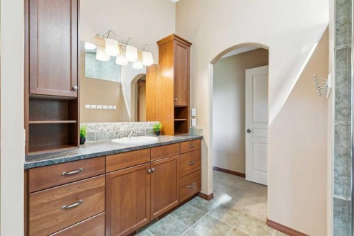 37 Tanner Close Se, Airdrie, AB 