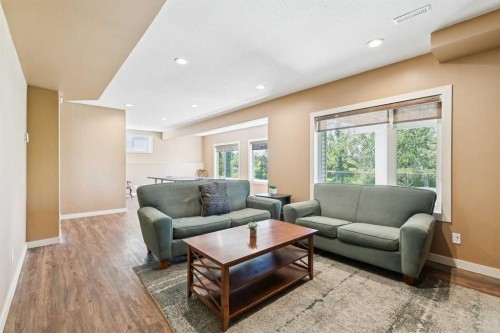 37 Tanner Close Se, Airdrie, AB 