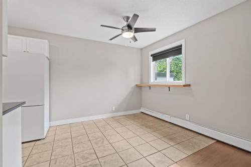 201-626 2 Avenue Ne, Calgary, AB - Indoor Photo Showing Other Room