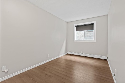 201-626 2 Avenue Ne, Calgary, AB - Indoor Photo Showing Other Room