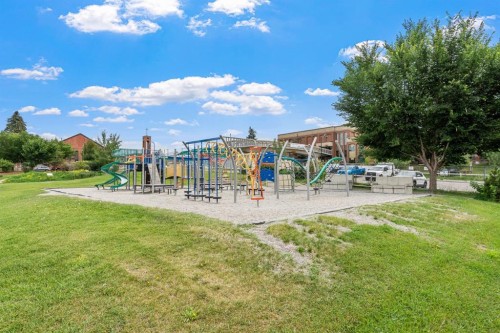 201-626 2 Avenue Ne, Calgary, AB - Outdoor