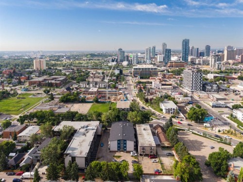 201-626 2 Avenue Ne, Calgary, AB - Outdoor With View