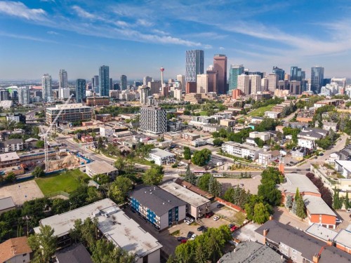 201-626 2 Avenue Ne, Calgary, AB - Outdoor With View