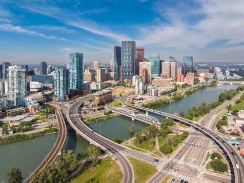 201-626 2 Avenue Ne, Calgary, AB - Outdoor With Body Of Water With View
