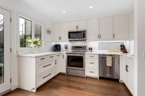 2132 6 Avenue Nw, Calgary, AB 