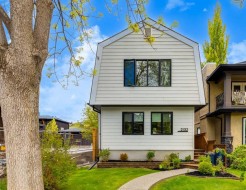 2132 6 Avenue NW Calgary, AB T2N 0W7