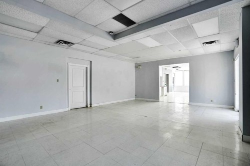 123 Any Avenue Sw, Calgary, AB 
