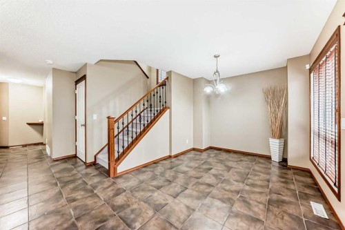 40 Tuscany Vista Crescent Nw, Calgary, AB - Indoor Photo Showing Other Room