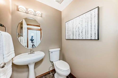 40 Tuscany Vista Crescent Nw, Calgary, AB - Indoor Photo Showing Bathroom