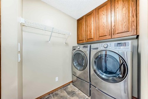 40 Tuscany Vista Crescent Nw, Calgary, AB - Indoor Photo Showing Laundry Room