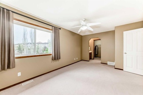 40 Tuscany Vista Crescent Nw, Calgary, AB - Indoor Photo Showing Other Room