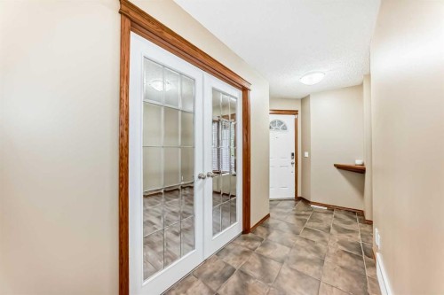 40 Tuscany Vista Crescent Nw, Calgary, AB - Indoor Photo Showing Other Room