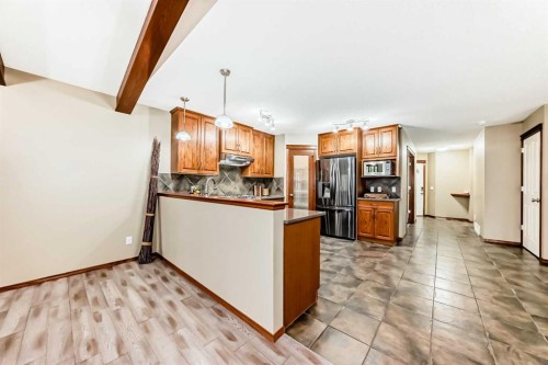 40 Tuscany Vista Crescent Nw, Calgary, AB - Indoor Photo Showing Kitchen