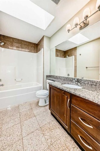 108 Sherwood Common Nw, Calgary, AB 