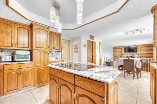 52 Woodpath Terrace Sw, Calgary, AB 