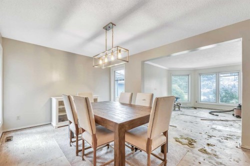 52 Woodpath Terrace Sw, Calgary, AB 