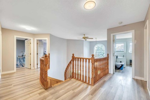52 Woodpath Terrace Sw, Calgary, AB 