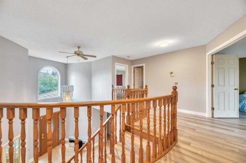 52 Woodpath Terrace Sw, Calgary, AB 