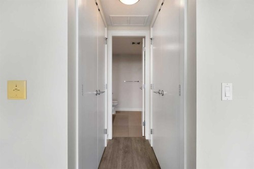 1712-222 Riverfront Avenue Sw, Calgary, AB - Indoor Photo Showing Other Room