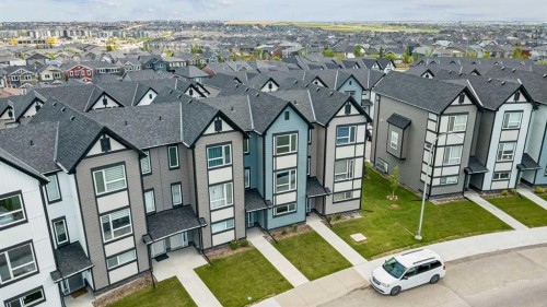 54 Evanscrest Manor Nw, Calgary, AB 