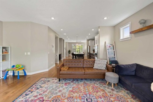 124 25 Avenue Ne, Calgary, AB 