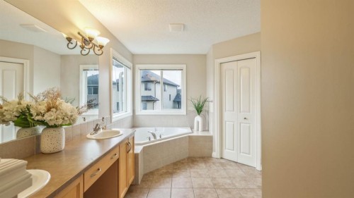 172 West Creek Boulevard, Chestermere, AB 