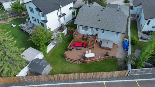 9 Madison Court, Strathmore, AB 
