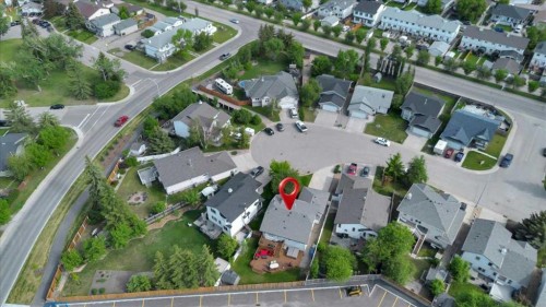 9 Madison Court, Strathmore, AB 