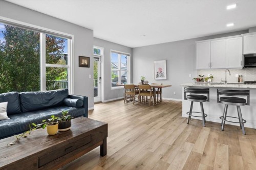 58 Crestbrook Drive Sw, Calgary, AB 