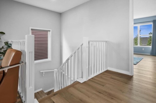 58 Crestbrook Drive Sw, Calgary, AB 